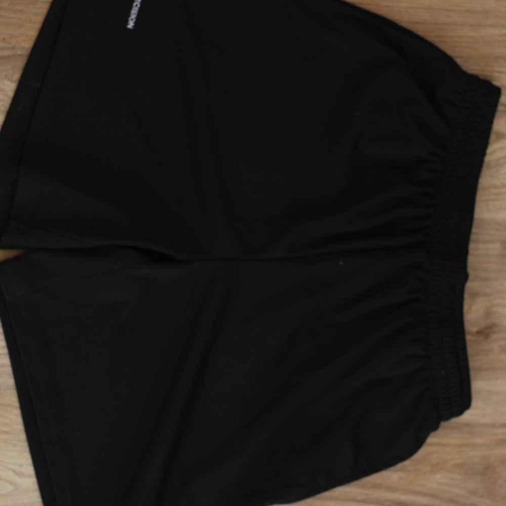 Referee Uniform - Picture 2 of 5